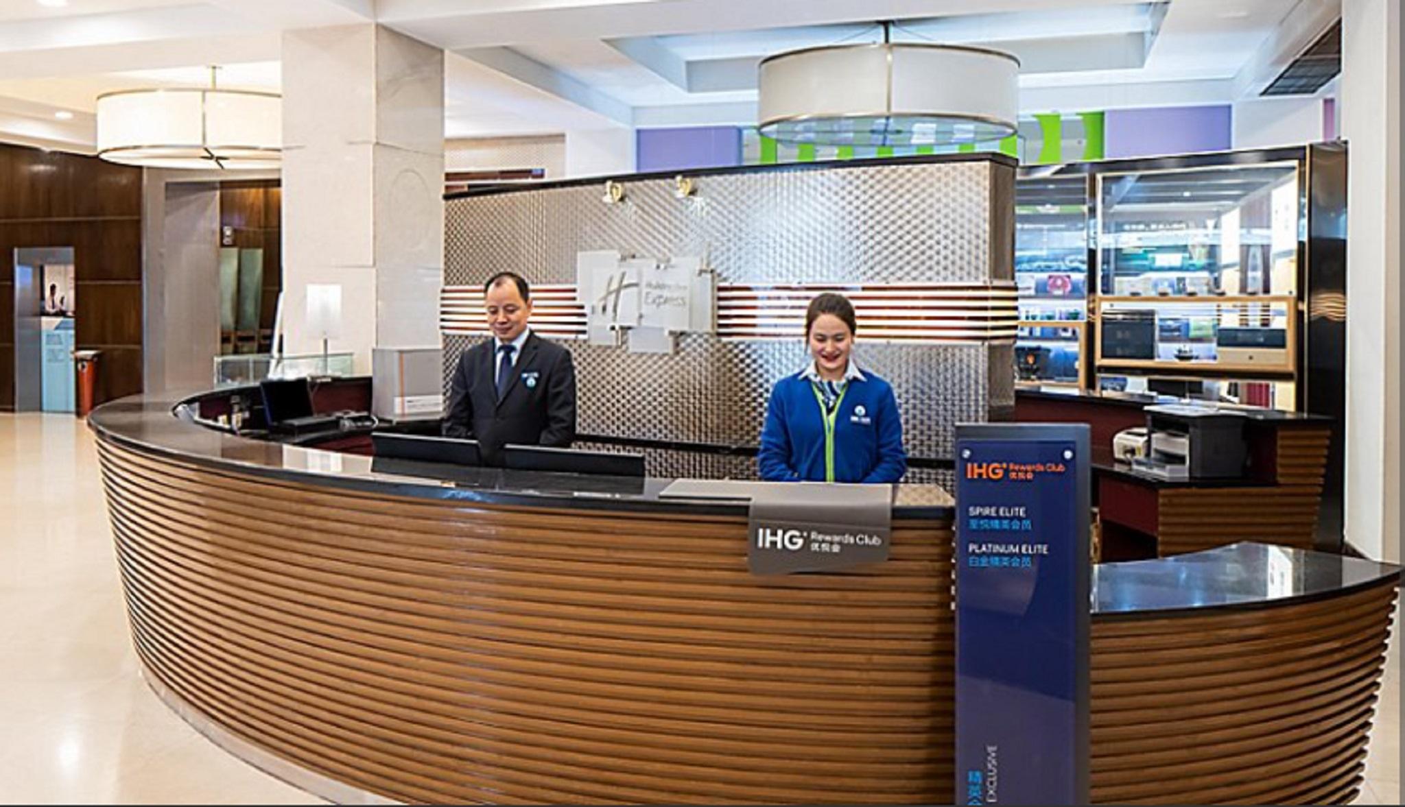 Holiday Inn Express Zhengzhou Zhongzhou By Ihg Bagian luar foto
