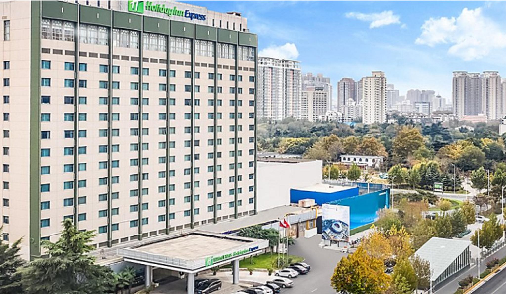 Holiday Inn Express Zhengzhou Zhongzhou By Ihg Bagian luar foto