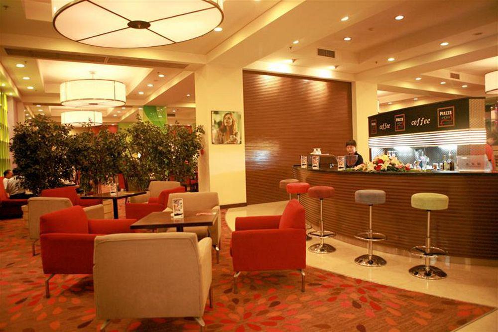 Holiday Inn Express Zhengzhou Zhongzhou By Ihg Restoran foto