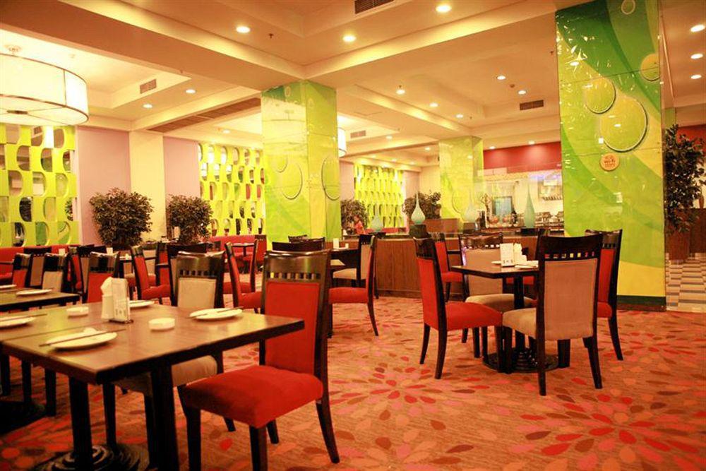 Holiday Inn Express Zhengzhou Zhongzhou, An Ihg Hotel Restoran foto