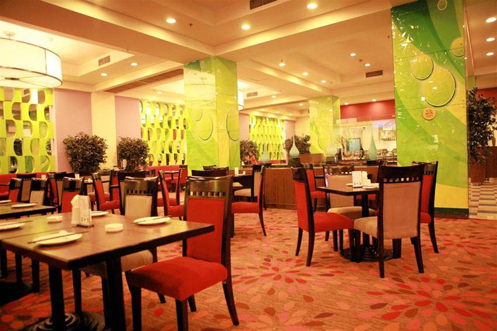 Holiday Inn Express Zhengzhou Zhongzhou By Ihg Restoran foto